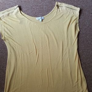 Sleeveless top